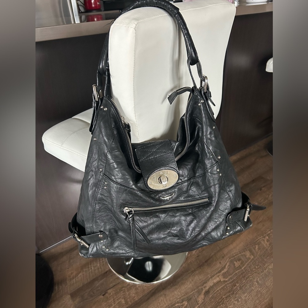 RM Williams leather shoulder bag